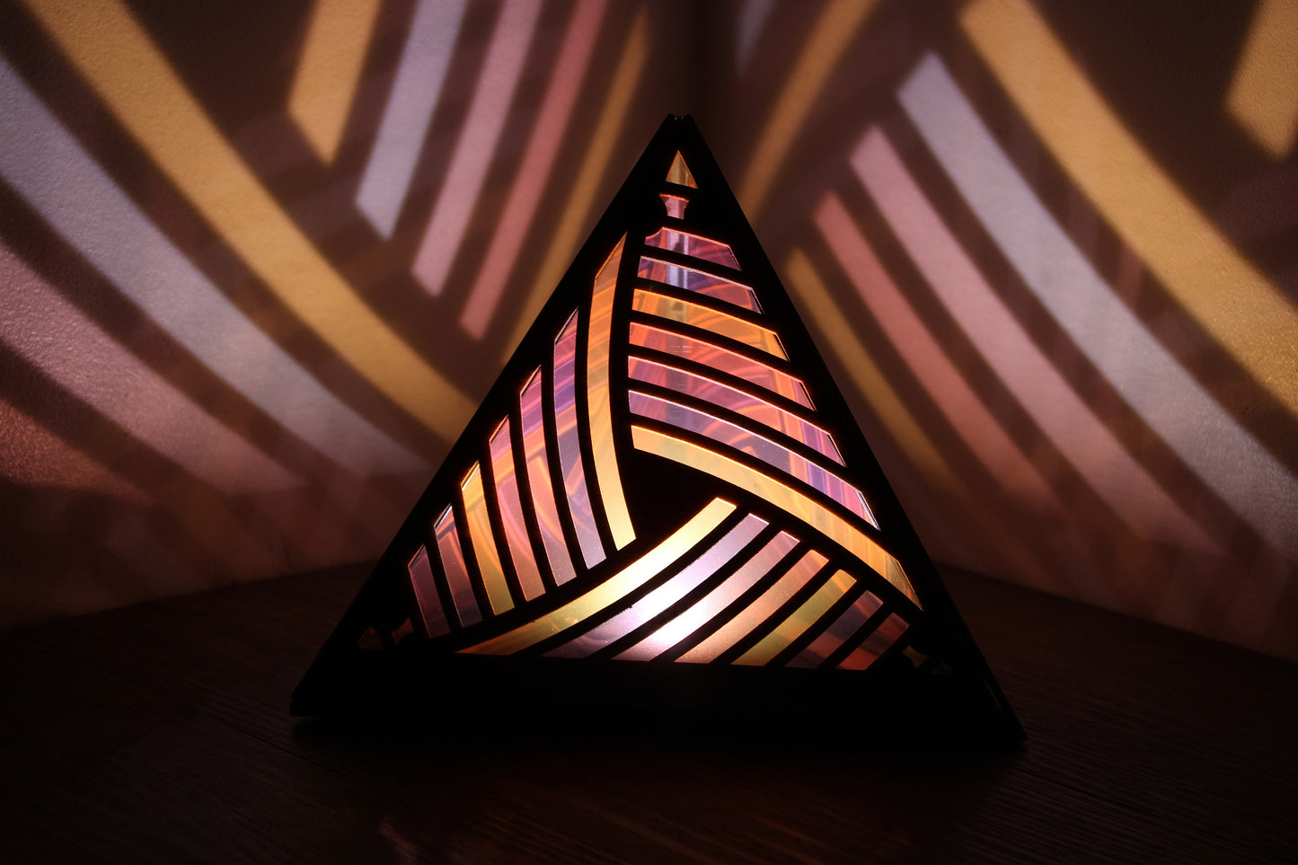 Pyramid - Wave - Autumn